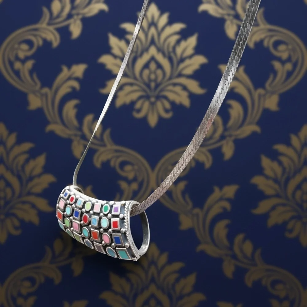 Necklace w:Multi stone 925 stamped Charm​​​ - Picture 4 of 8